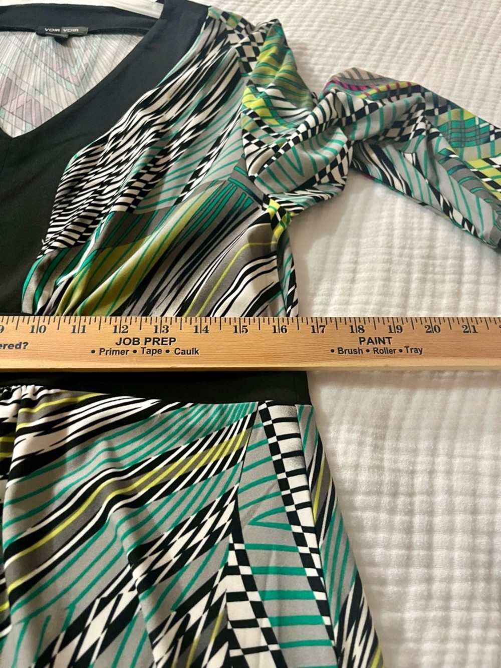 Multicolor Geometric V‑Neck Midi Dress - Large - Picture 4 of 5